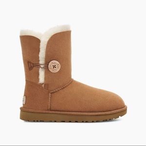 Bailey Button Uggs